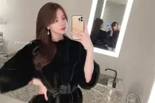 网红黄一鸣账号被封：从自曝未婚生女到遛狗冲突网红生涯大翻车