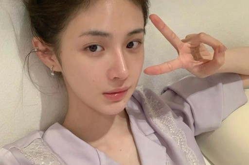 黄一鸣直播带娃被扒欠款55万、限高！王思聪不回应真不是没理由