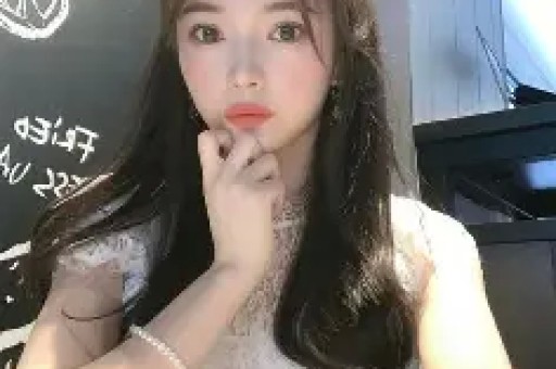 炸裂！56岁修庆彻底塌房！14分钟出轨录音疯传和刘亦菲还有关系