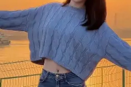 赵露思真算得上内娱第一个因生病塌房的艺人了